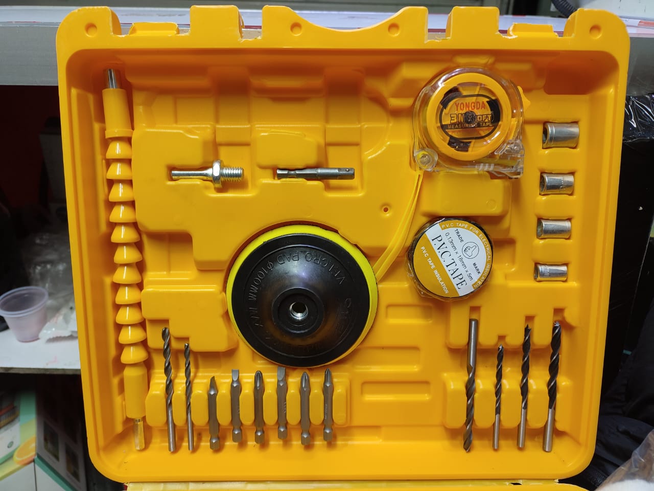 Miniatura 3 de TALADRO POLICHADORA PULIDORA